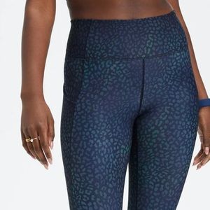 Fabletics Oasis Leggings